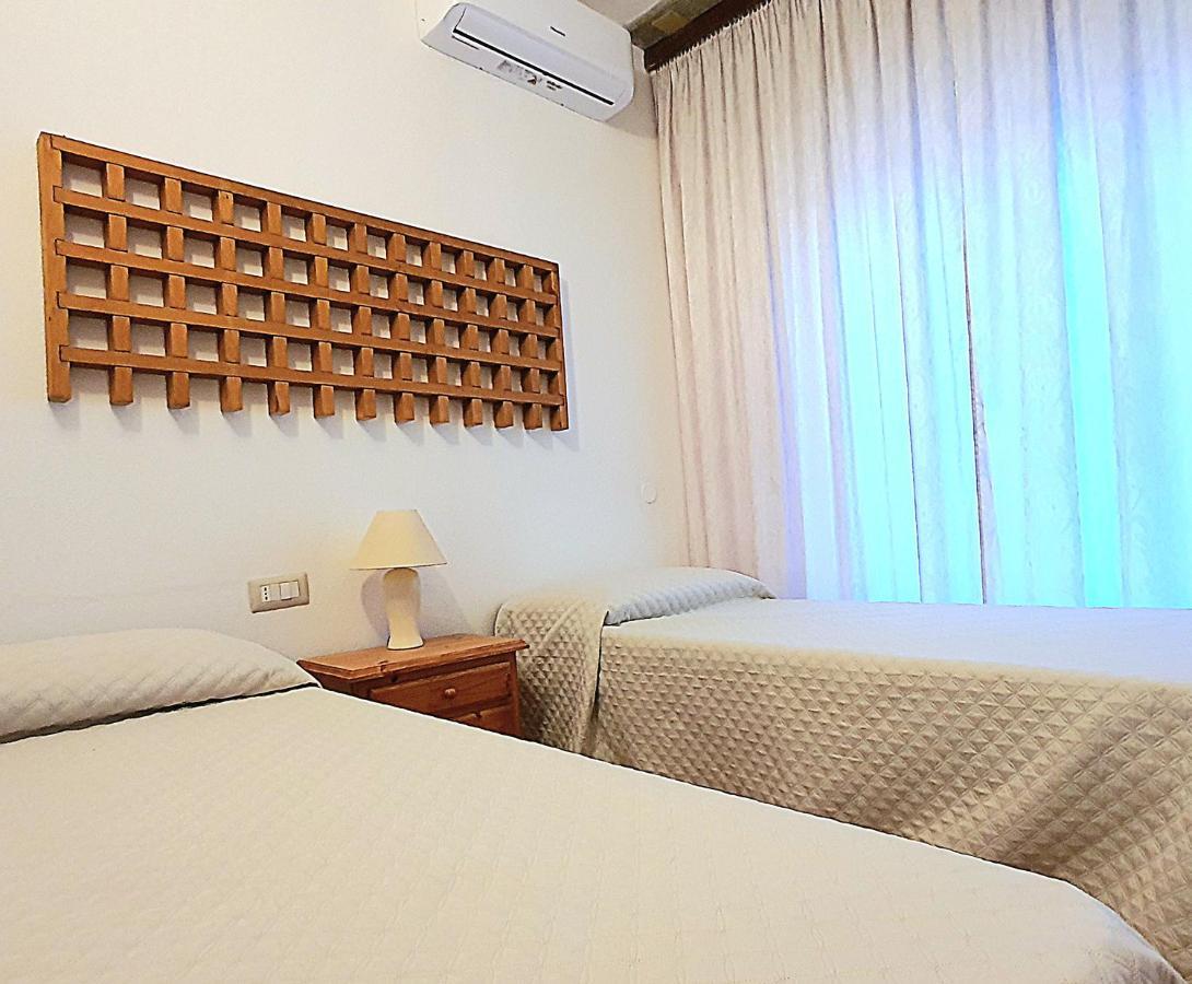 Dommos - Marinaway Apartments Orosei Esterno foto